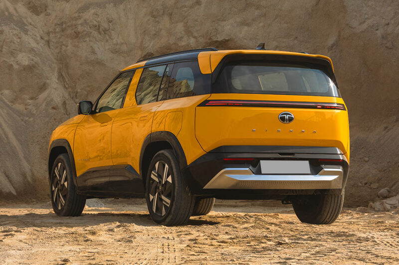 Tata Sierra 2025: आइकॉनिक SUV की दमदार वापसी, अब इलेक्ट्रिक रेंज और एडवांस टेक्नोलॉजी के साथ